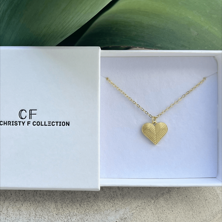 Groovy Heart Necklace - thechristyfcollection