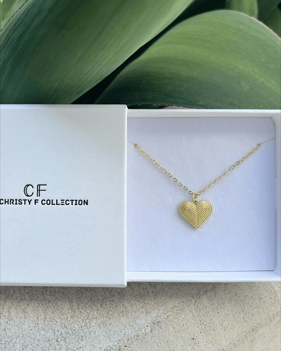 Groovy Heart Necklace - thechristyfcollection