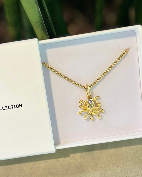 Pass That Puss Pendant