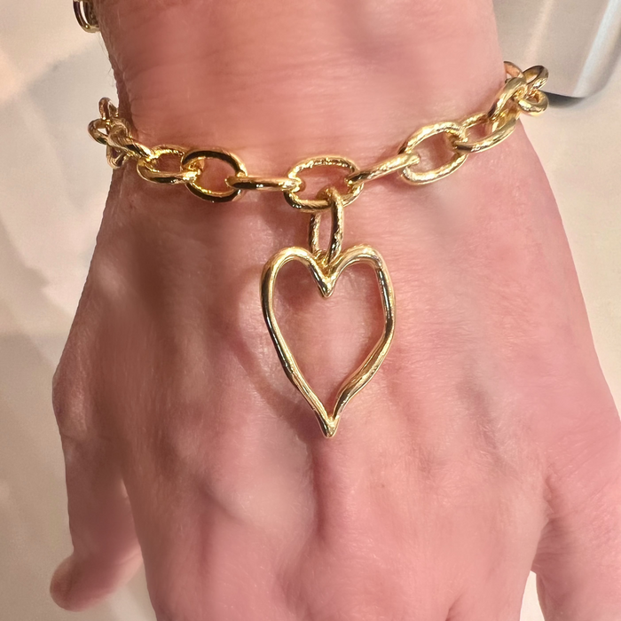 Twist of Love Heart Bracelet