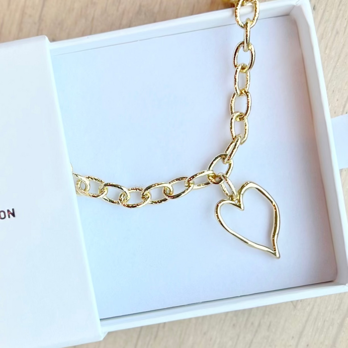 Twist of Love Heart Bracelet