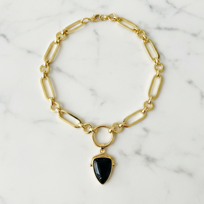 Black Shield Choker