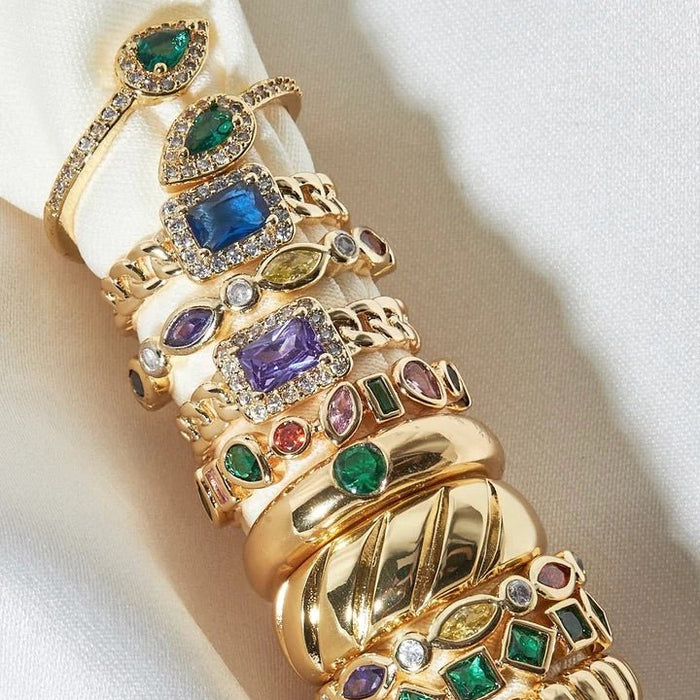 Emerald Tear Drop Ring - thechristyfcollection