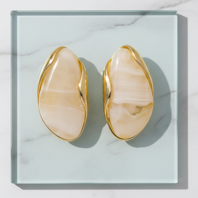 Sculptured Creamy Studs