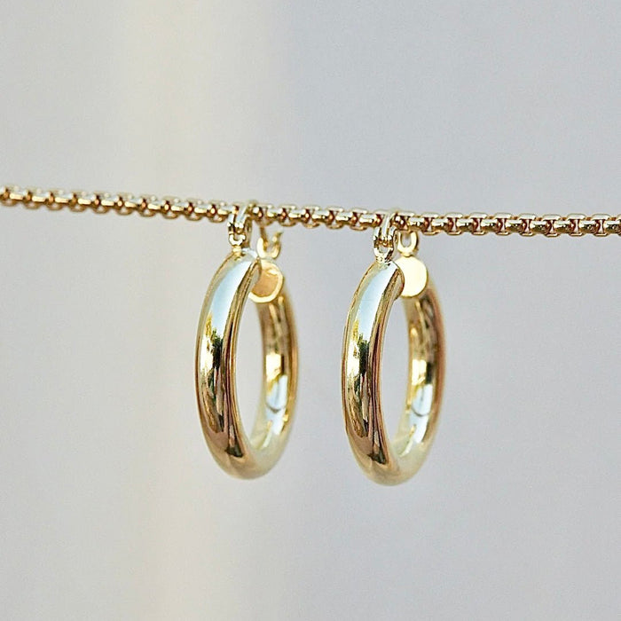 Minimalist Hoops - thechristyfcollection