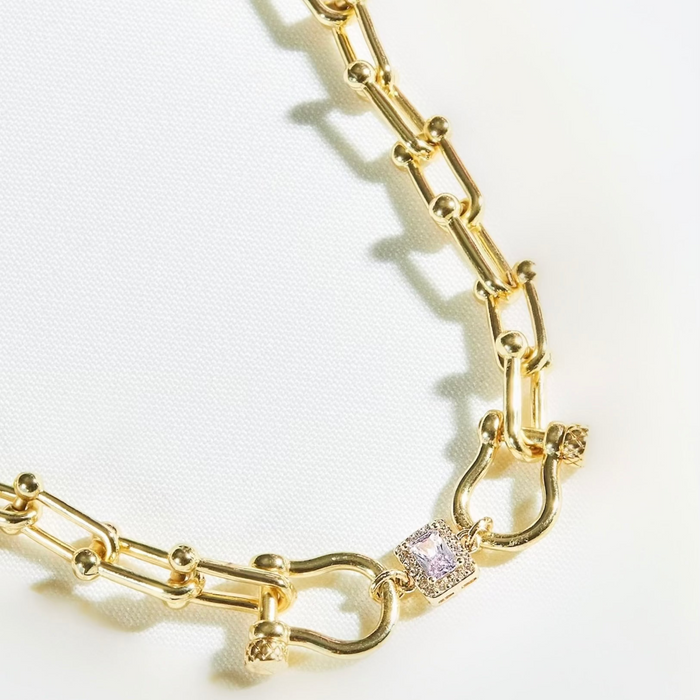 Horseshoe Link Necklace